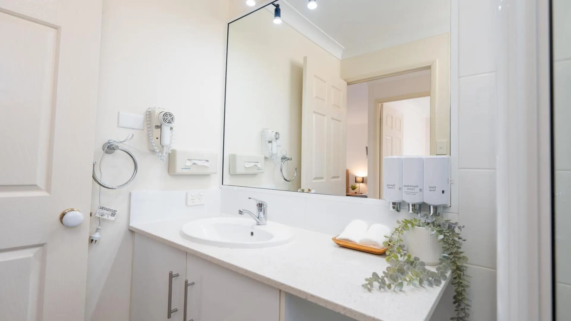 Best Western Tuscany On Tor Motor Inn Toowoomba Motel